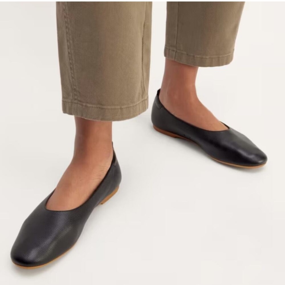 Everlane Black Leather Slip On Shoes The Day Glove Ballet Flats Size 8.5